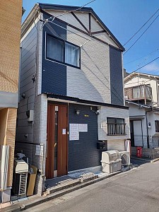 �ֱ��آ�ι�۸ͷ�