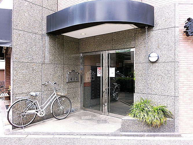 エントランス外観 エントランス外観