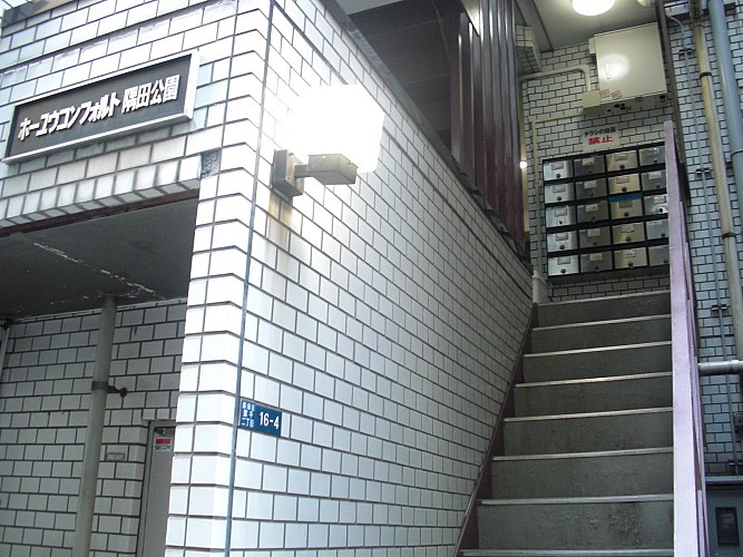 清潔感のある物件エントランスです 清潔感のある物件エントランスです