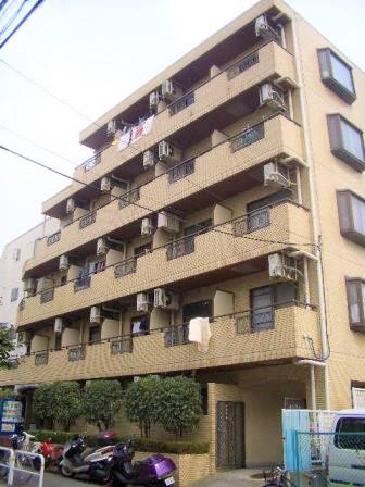 外壁はタイル貼り 外壁はタイル貼り