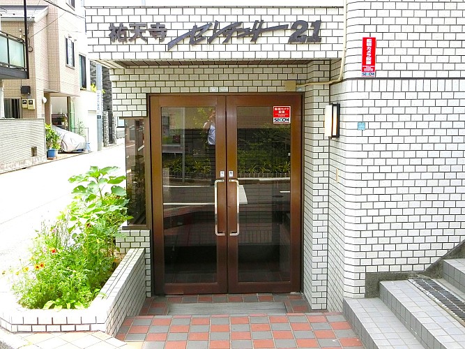 エントランス外観 エントランス外観