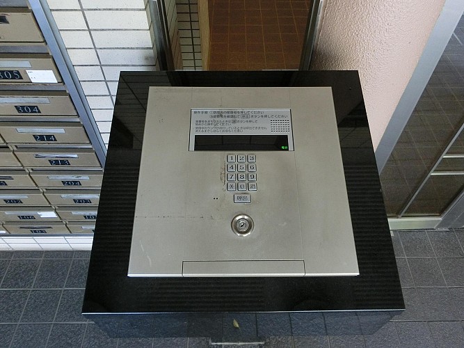 オートロックです オートロックです
