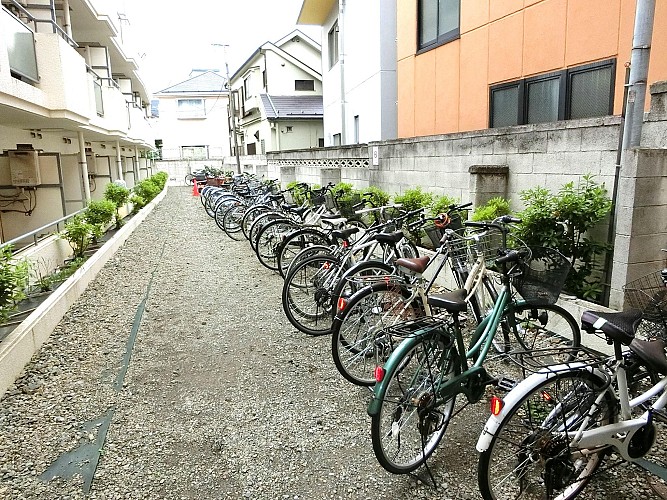 駐輪場 駐輪場