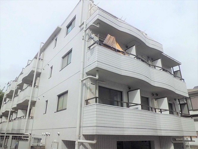 立派な造りの外観です 立派な造りの外観です