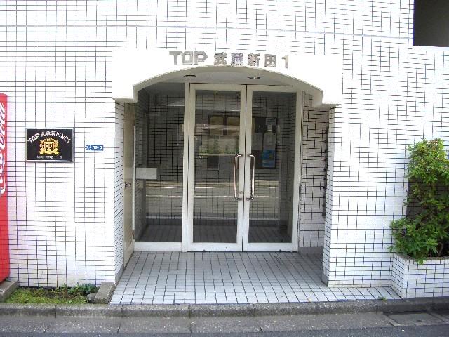 清潔感のある物件エントランスです 清潔感のある物件エントランスです